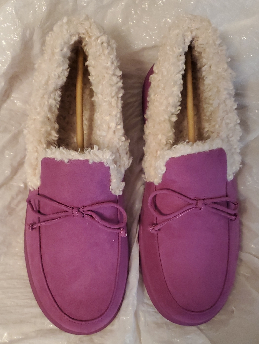 Vionic Purple Plush-Lined Women's Moccasins - Picture 2 of 7